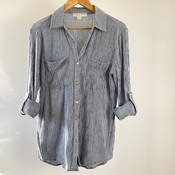 Michael Kors Tops - Michael Kors Button Down Shirt Size M